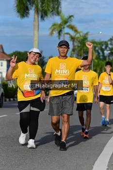 Runner Photo 2002685