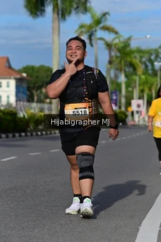 Runner Photo 2002842