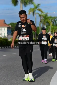 Runner Photo 2002872