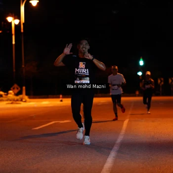 Runner Photo 2010746