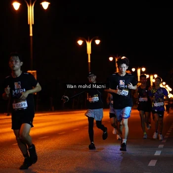 Runner Photo 2011425