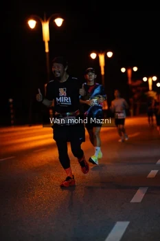 Runner Photo 2011516