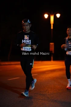 Runner Photo 2011569