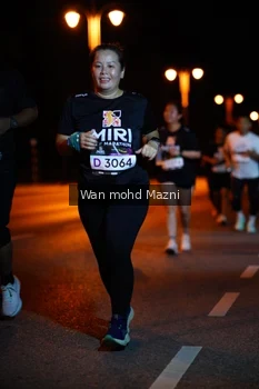 Runner Photo 2011931