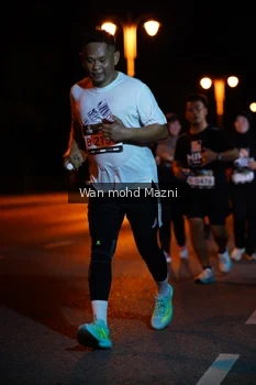 Runner Photo 2011935