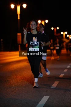 Runner Photo 2011940