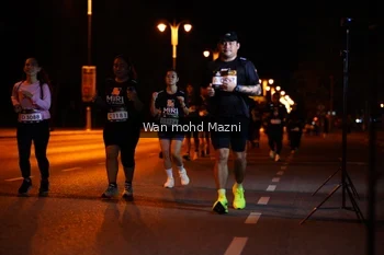 Runner Photo 2011944