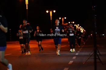 Runner Photo 2011947