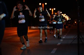 Runner Photo 2011950