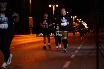 Runner Photo 2011955