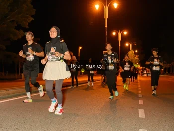 Runner Photo 2012084