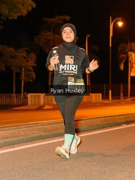 Runner Photo 2012085
