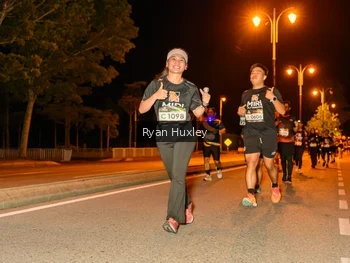 Runner Photo 2012100
