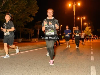 Runner Photo 2012103