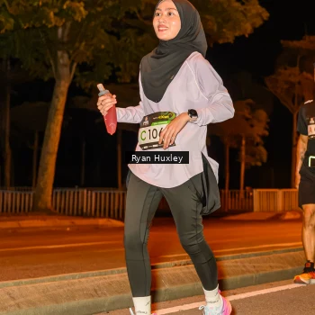 Runner Photo 2012120