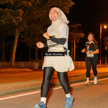 Runner Photo 2012124