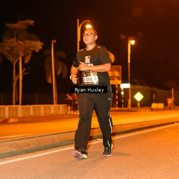Runner Photo 2012128