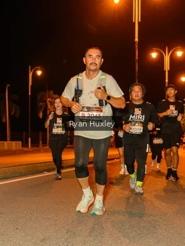 Runner Photo 2012136
