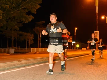 Runner Photo 2012141