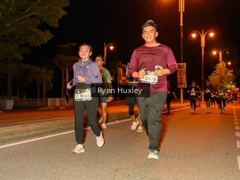 Runner Photo 2012190