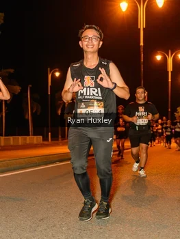 Runner Photo 2012208