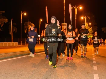 Runner Photo 2012218