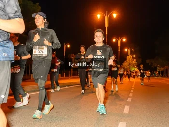 Runner Photo 2012221