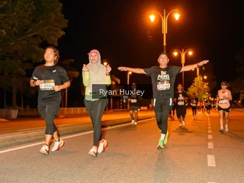 Runner Photo 2012225