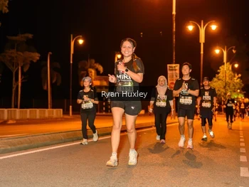 Runner Photo 2012232