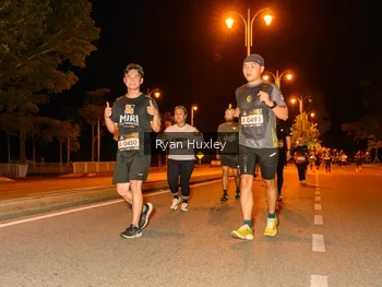 Runner Photo 2012275