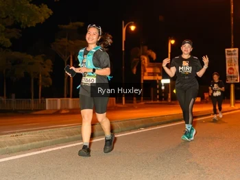 Runner Photo 2012300
