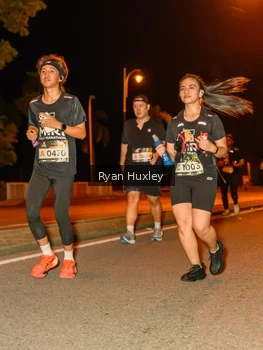 Runner Photo 2012316