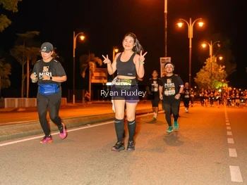 Runner Photo 2012327
