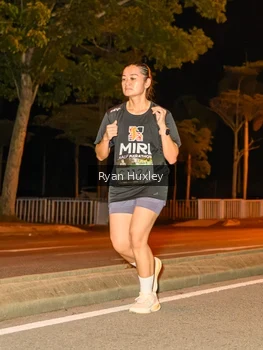 Runner Photo 2012375