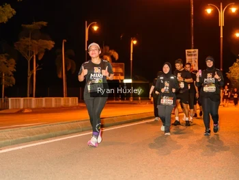 Runner Photo 2012394
