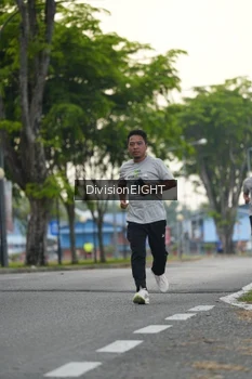 Runner Photo 2026305