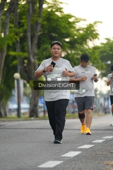 Runner Photo 2026354