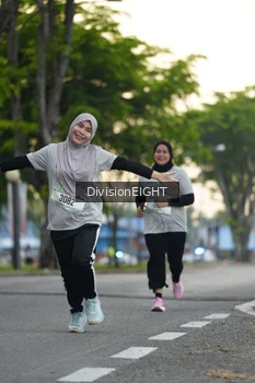 Runner Photo 2026465