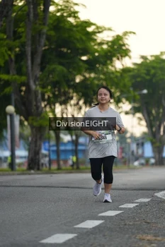 Runner Photo 2026475