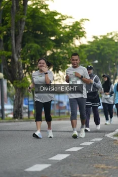 Runner Photo 2026499