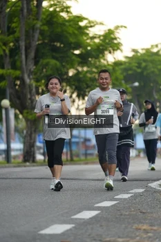 Runner Photo 2026502