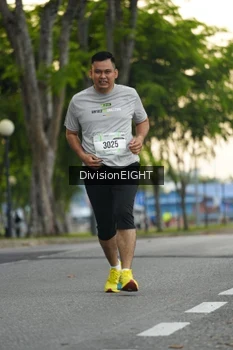 Runner Photo 2026540