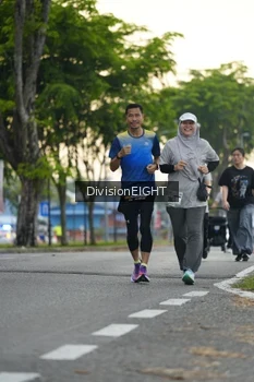 Runner Photo 2026572