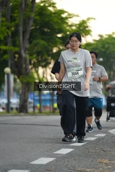 Runner Photo 2026581