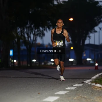 Runner Photo 2026665