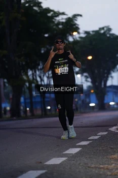 Runner Photo 2026884