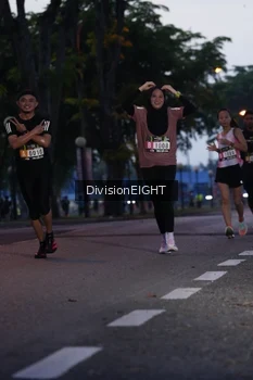 Runner Photo 2026886
