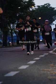 Runner Photo 2026891