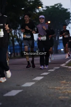 Runner Photo 2026893