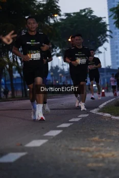 Runner Photo 2026898